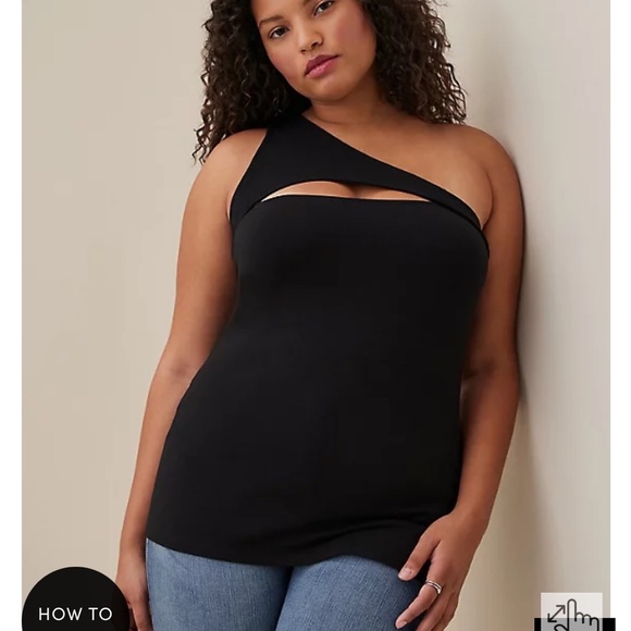 Torrid size 3 foxy one shoulder cutout top - Picture 2 of 2